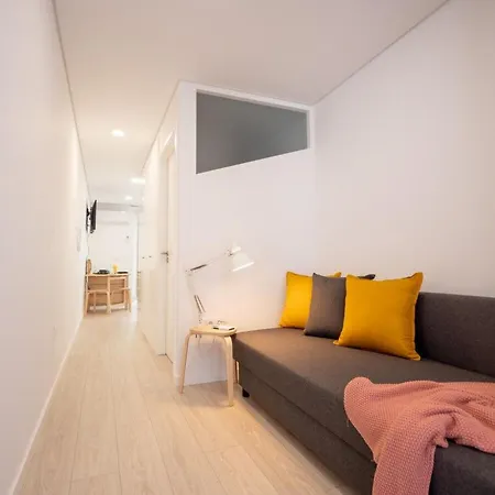 Kissen-appartement Im Historischen Zentrum By Interhome Apartman