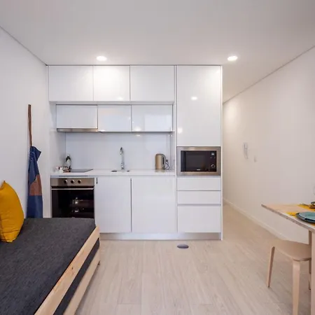 Kissen-appartement Im Historischen Zentrum By Interhome 아파트 아베이루